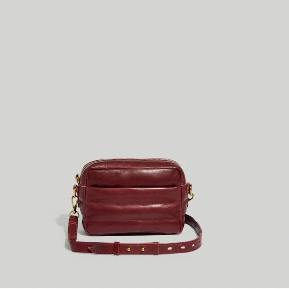 Madewell The Transport Camera Bag: Puff Edition - Quilted Burgundy Leather